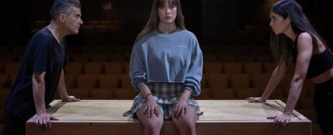 Το βραβευμένο έργο του Andrew Keatley, Αλιγάτορες (Alligators)