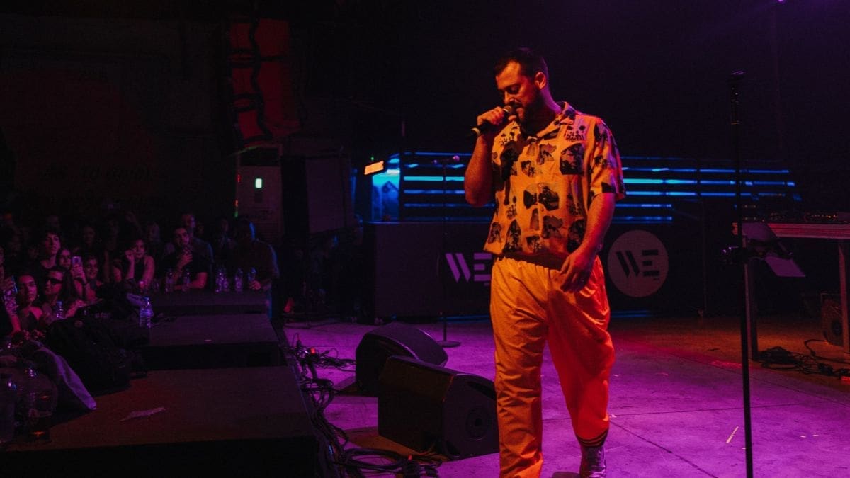 Ο Pan Pan κυκλοφορεί το πολυαναμενόμενο άλμπουμ του «Υπεραστική Μουσική» με 14 τραγούδια