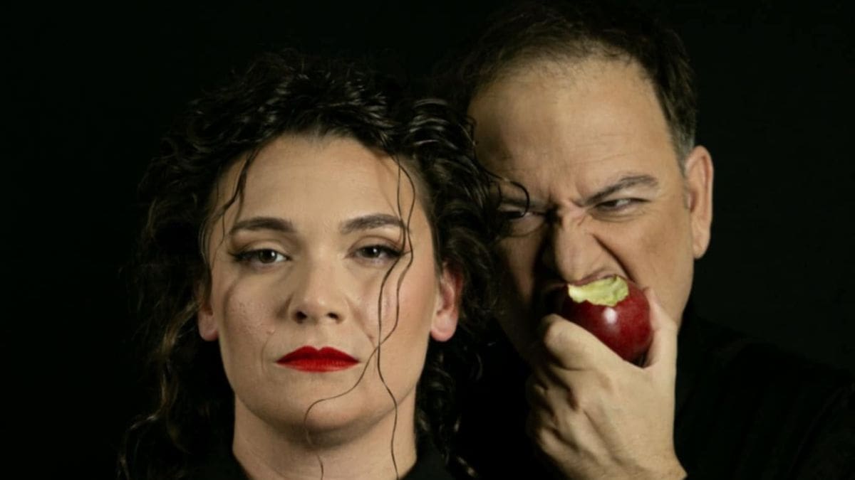 Η θεατρική παράσταση «Ψ.» της Άλκηστης Ηλιάδη επιστρέφει με νέα διανομή στο Studio Μαυρομιχάλη