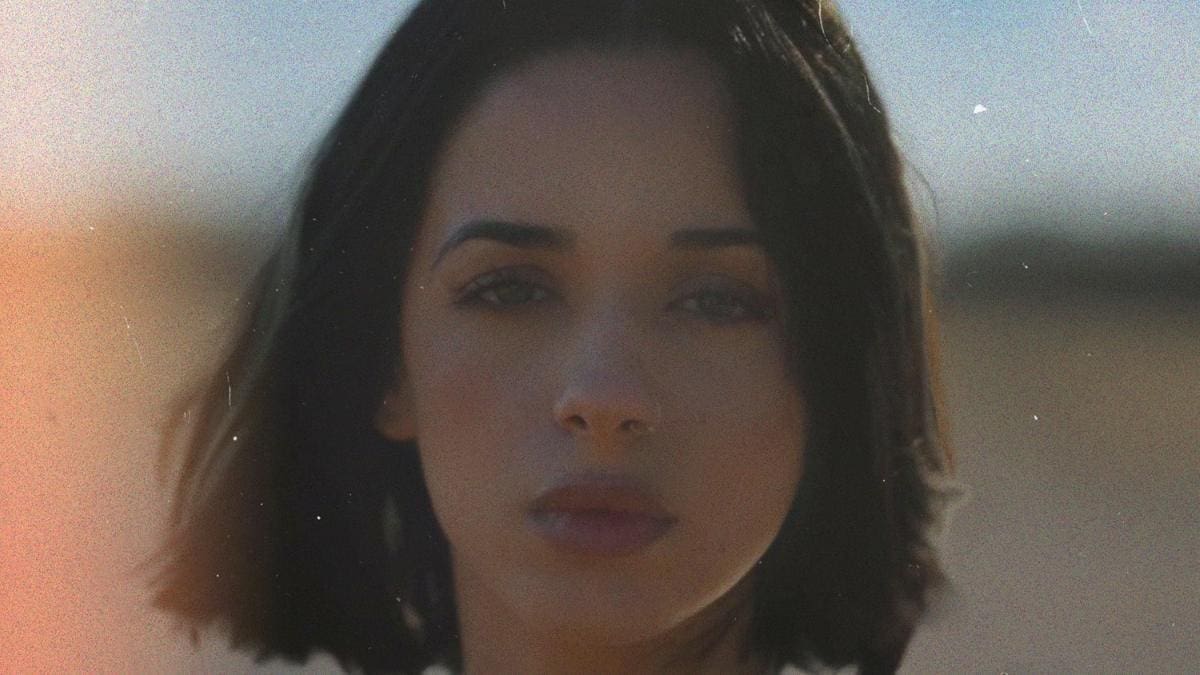 Οι Δραπέτες, το μουσικό σχήμα των αδελφών Δήμητρας Σάββα και Κώστα Σάββα κυκλοφορούν το τραγούδι «Πεταλούδες» από την Minos EMI, A Universal Music Company.