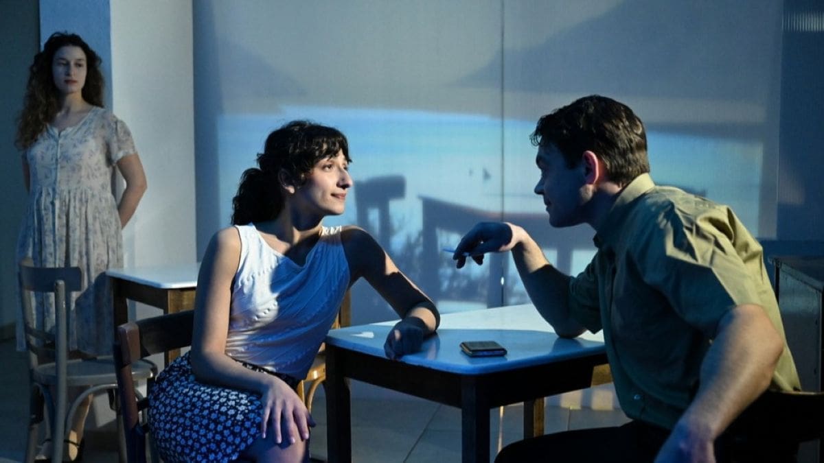 "ΑΓΓΕΛΑ" του Γιώργου Σεβαστίκογλου ενός από τα εμβληματικότερα έργα του νεοελληνικού θεάτρου.