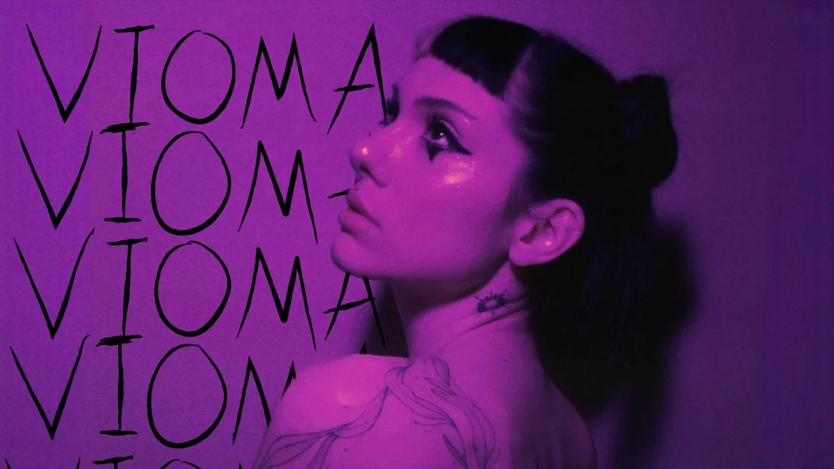 Η Joanne κυκλοφορεί το νέο της τραγούδι με τίτλο «VIOMA»