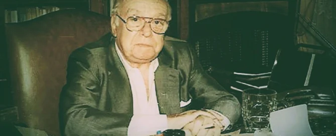 Αλέκος Σακελλάριος σκηνοθέτης γραφείο, αφιέρωμα.