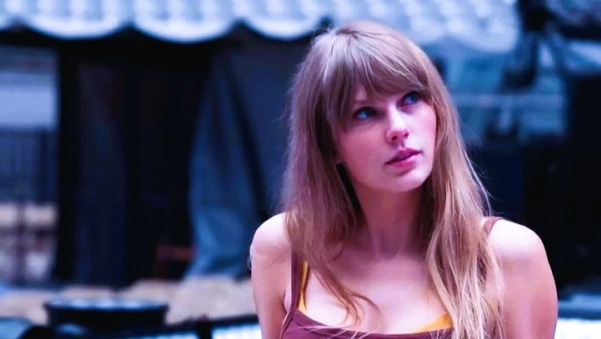 taylor-swift Taylor Swift - "I Knew It I Knew You"